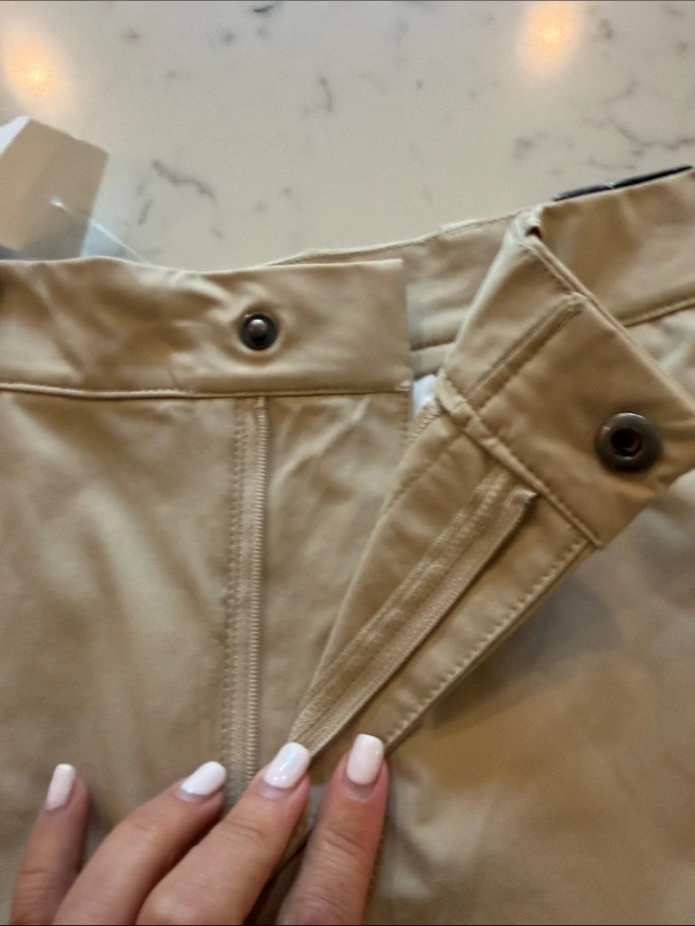 J. Crew Men's Flat Front Chino Shorts in Khaki